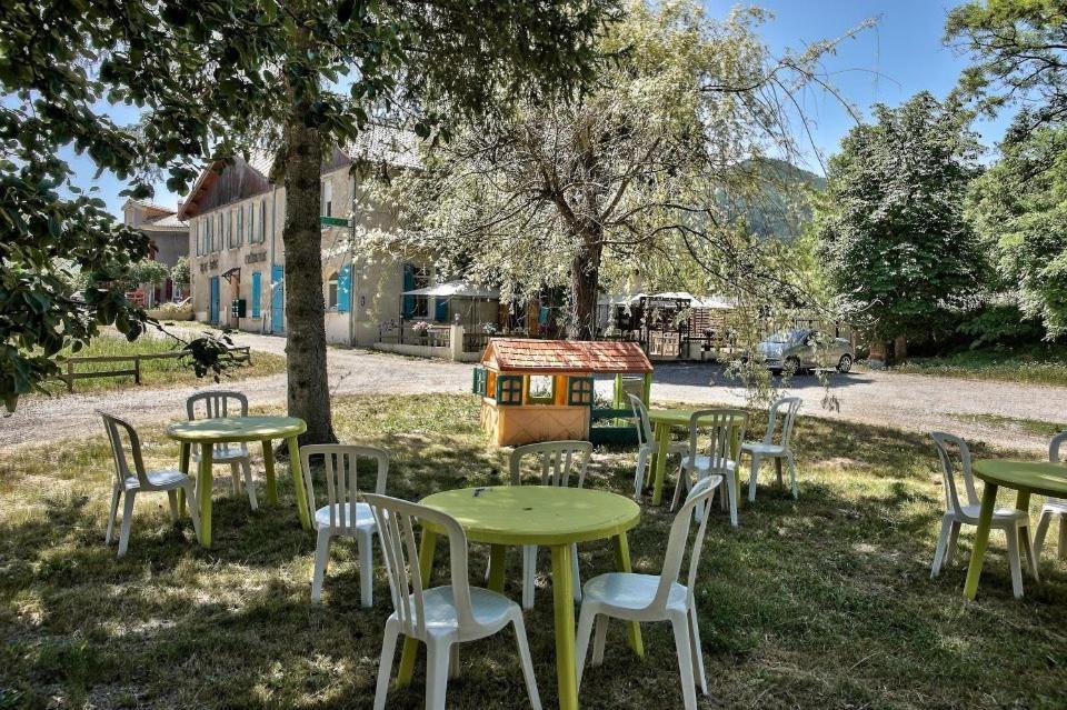 Auberge Du Marronnier Barrême Buitenkant foto